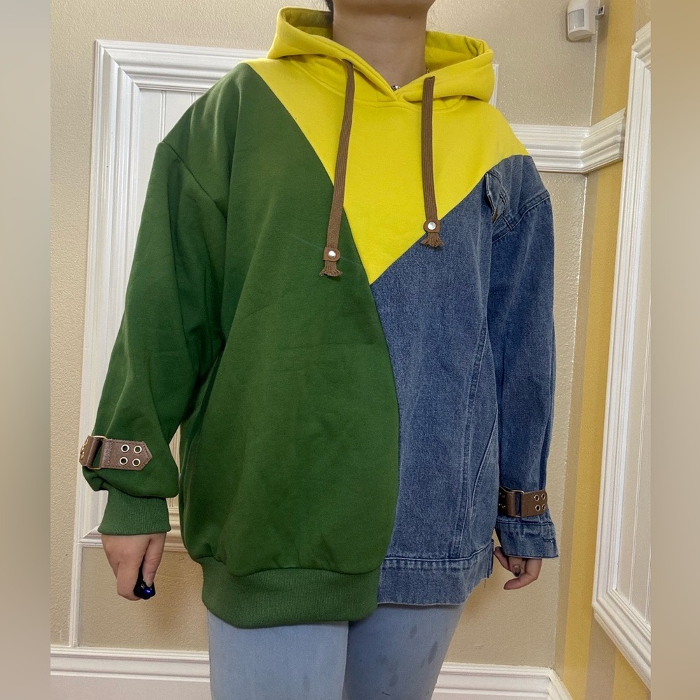 New Colorblock Hoodie with Denim and Buckle Details - Picture 3 of 13